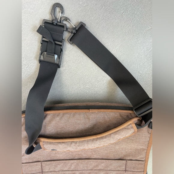 TIMBUK2 - Messenger Bag - Picture 6 of 6